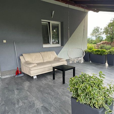 Apartment Tilia Otočac Екстериор снимка